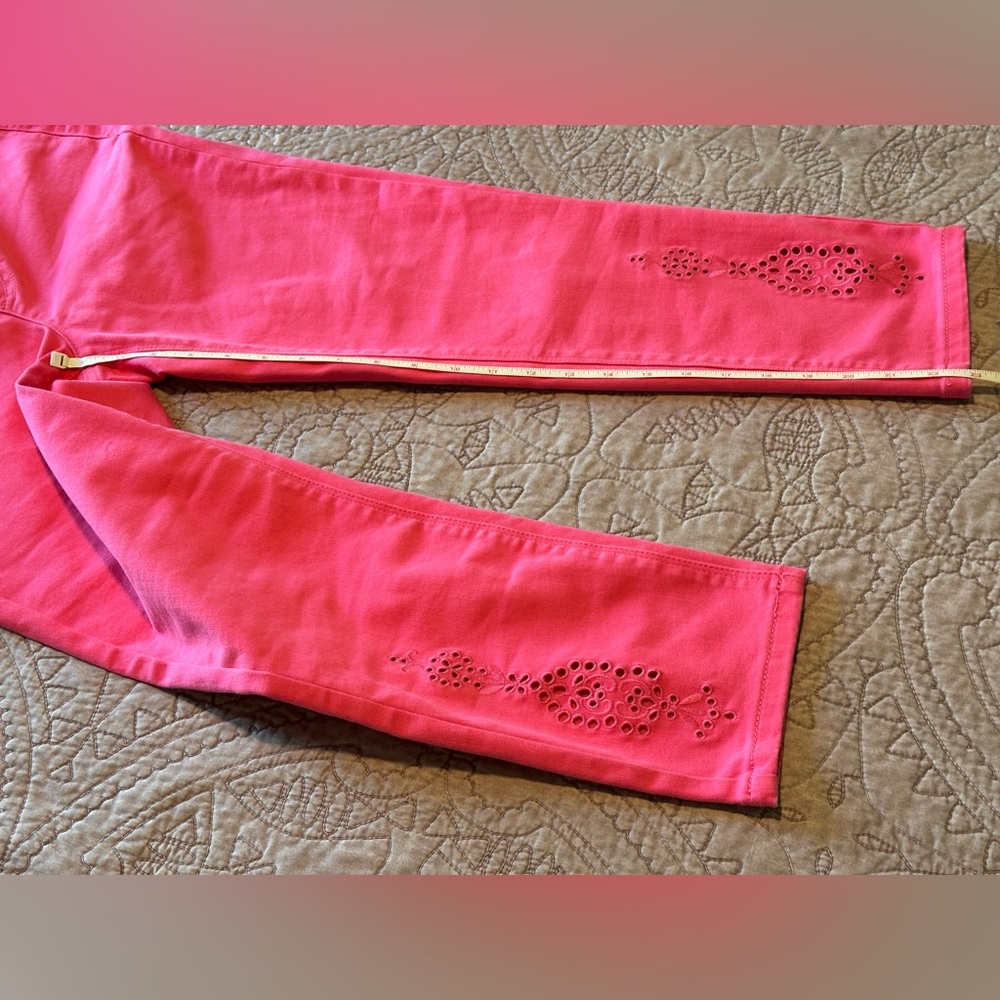 Isaac Mizrahi Vibrant Pink Cropped Pants - Picture 12 of 15